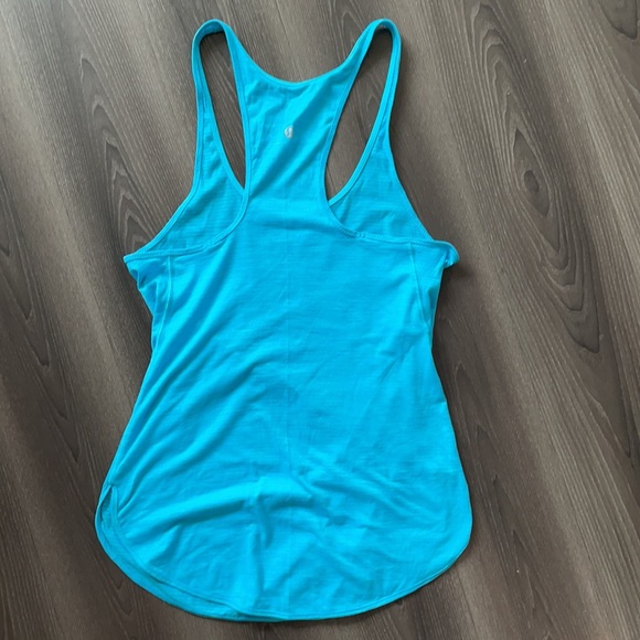 New Lululemon racerback tank - Picture 3 of 4